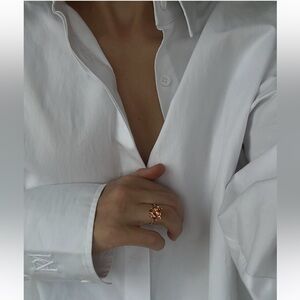White shirt oversized